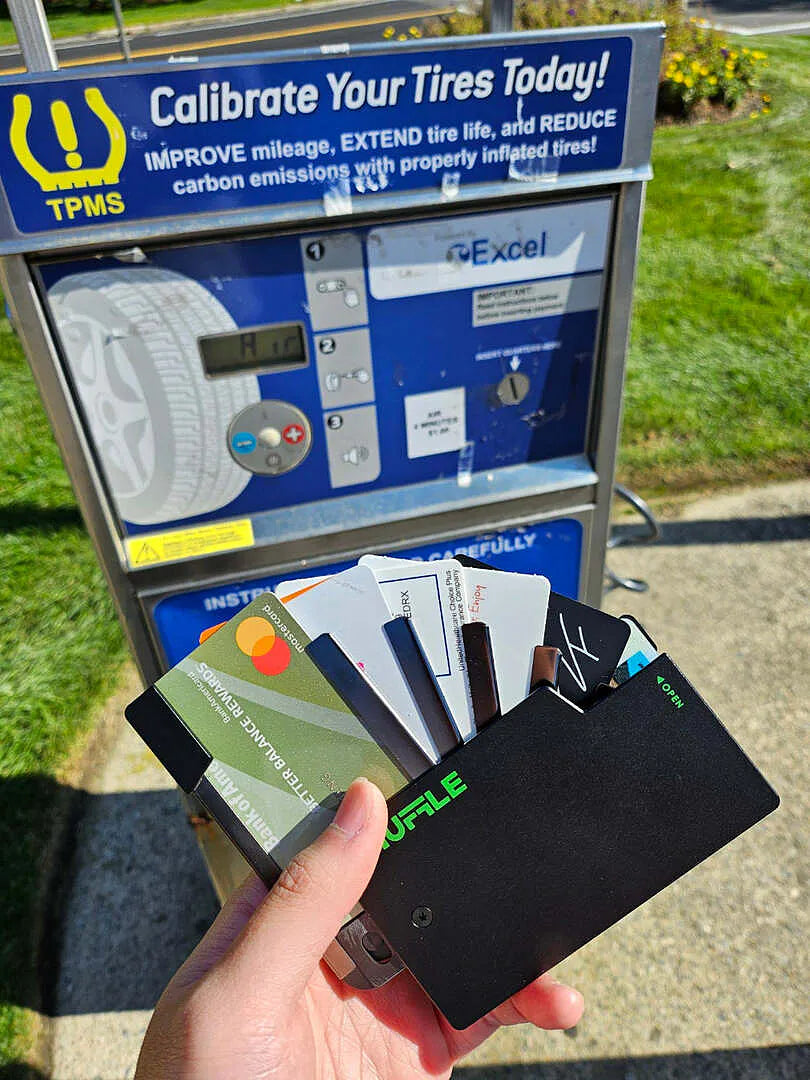 Shuffle Wallet