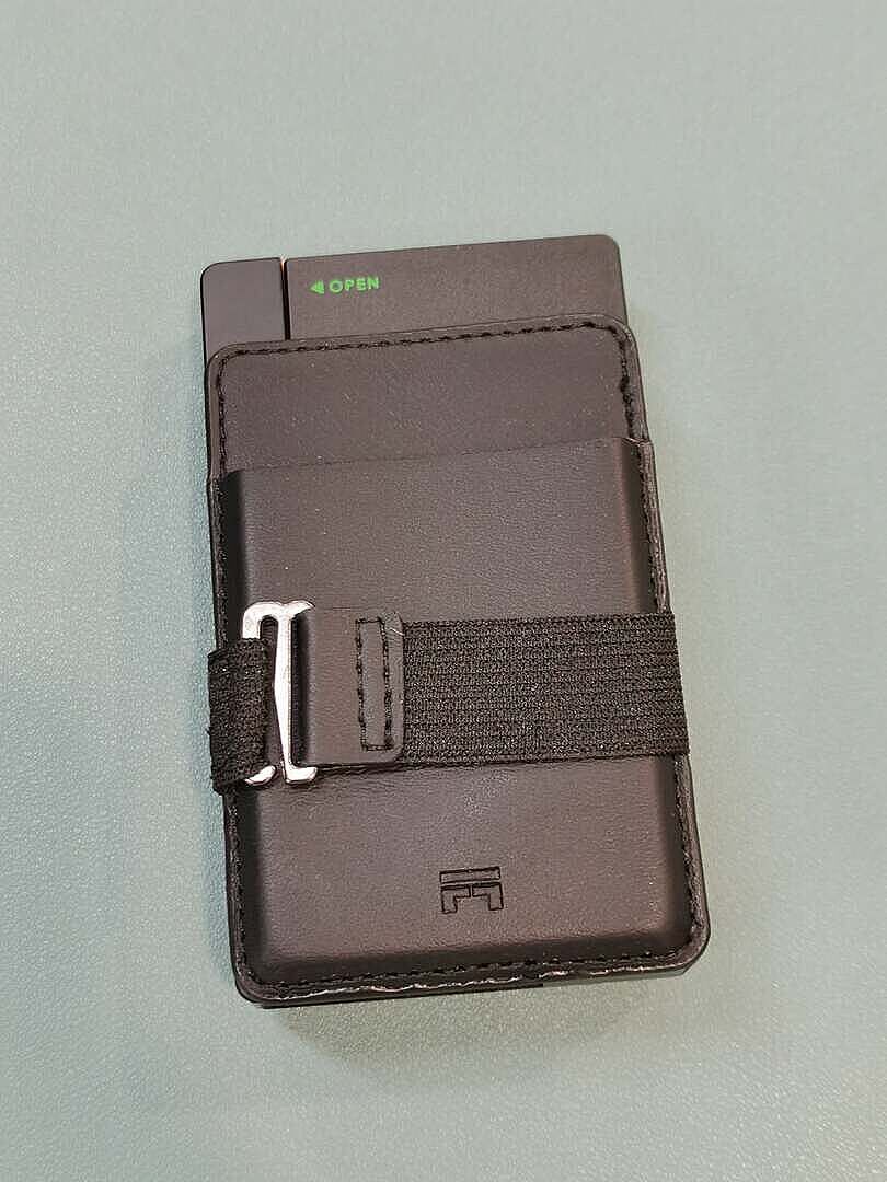 Shuffle Wallet